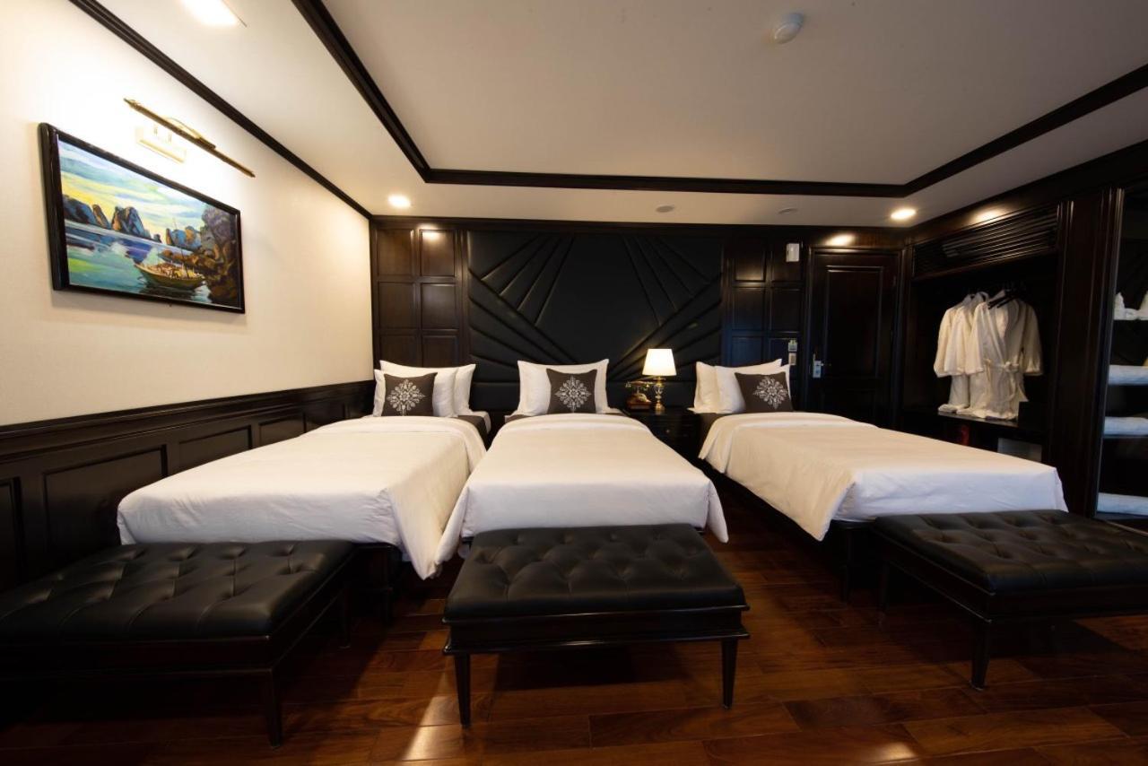 ลา เรจีนา เลเจนด์ ครูซ Hotel ฮาลอง ภายนอก รูปภาพ