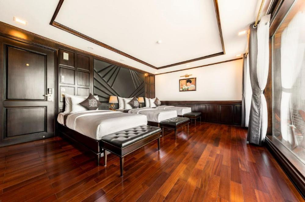 ลา เรจีนา เลเจนด์ ครูซ Hotel ฮาลอง ภายนอก รูปภาพ