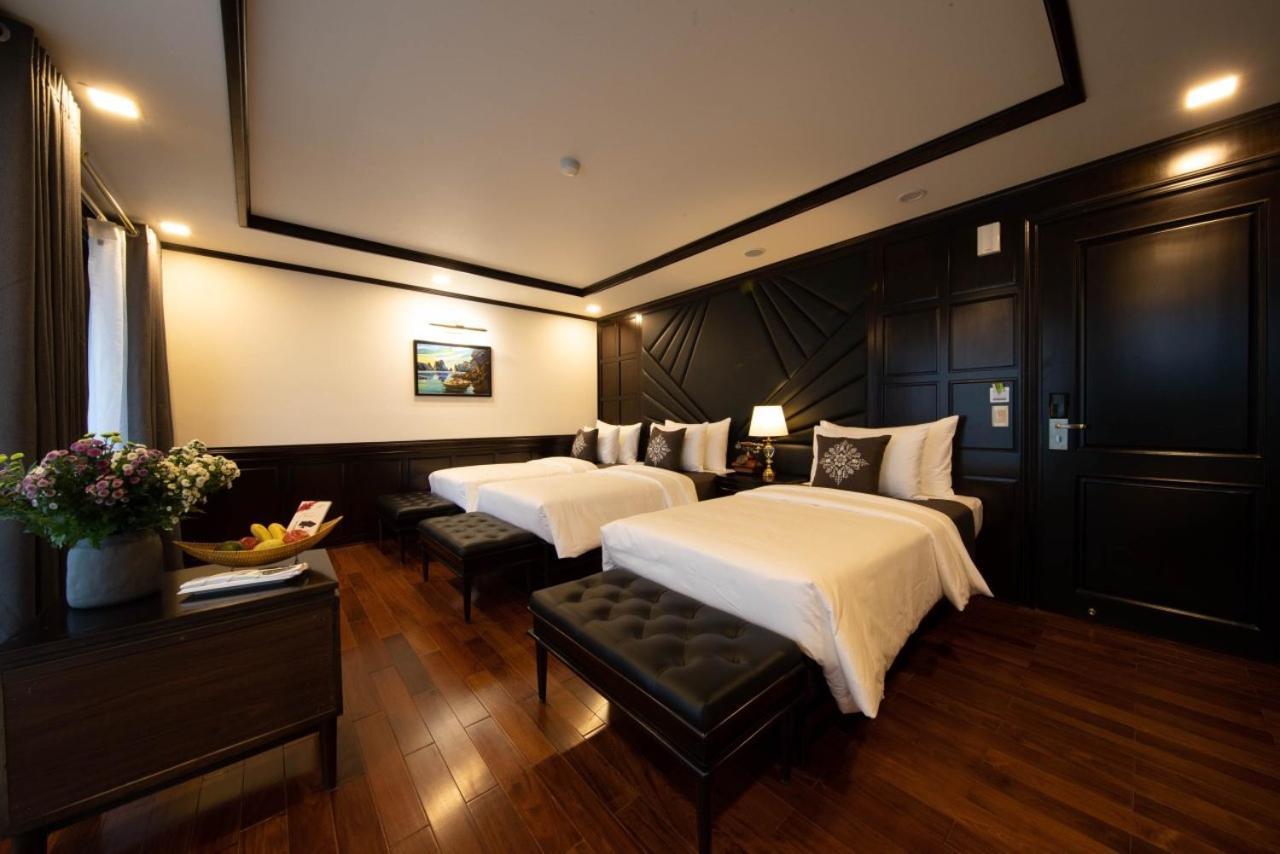 ลา เรจีนา เลเจนด์ ครูซ Hotel ฮาลอง ภายนอก รูปภาพ