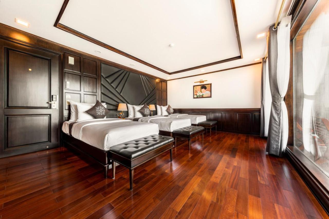 ลา เรจีนา เลเจนด์ ครูซ Hotel ฮาลอง ภายนอก รูปภาพ